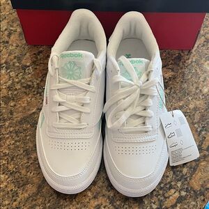 NWT Women Size 7 Reebok Vegan Classic White and Mint Shoes